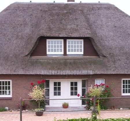 Ferienwohnung Wohnen unter Reet Galmsbull Exterior foto