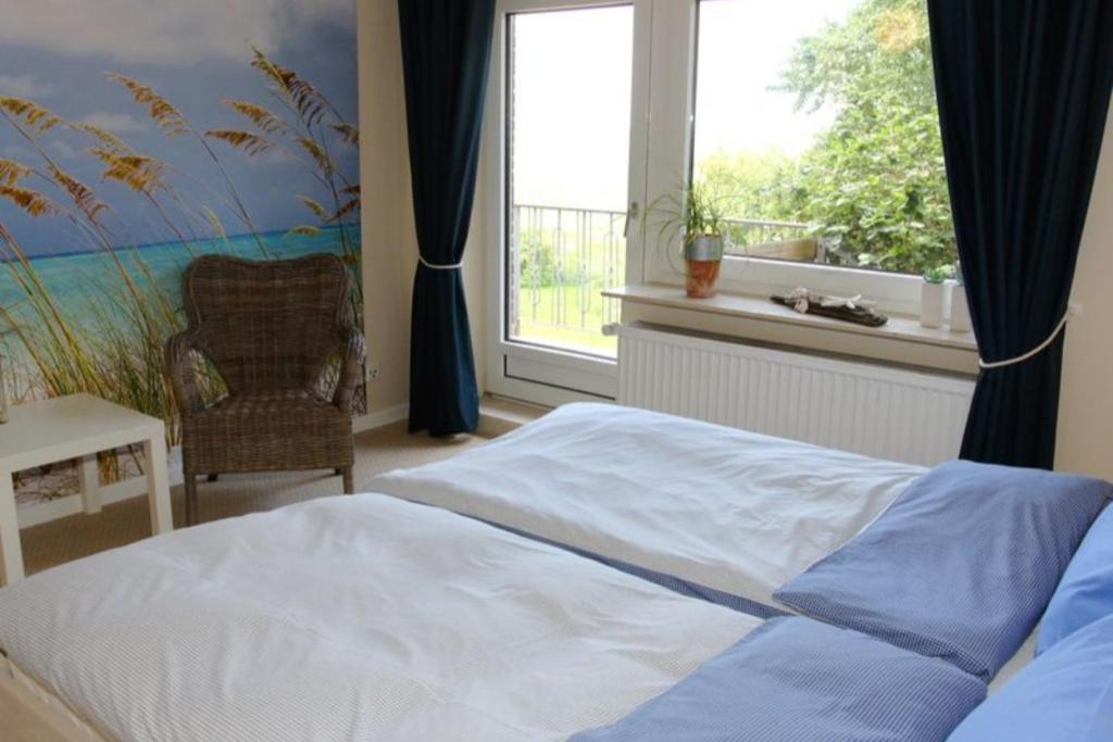 Ferienwohnung Wohnen unter Reet Galmsbull Exterior foto