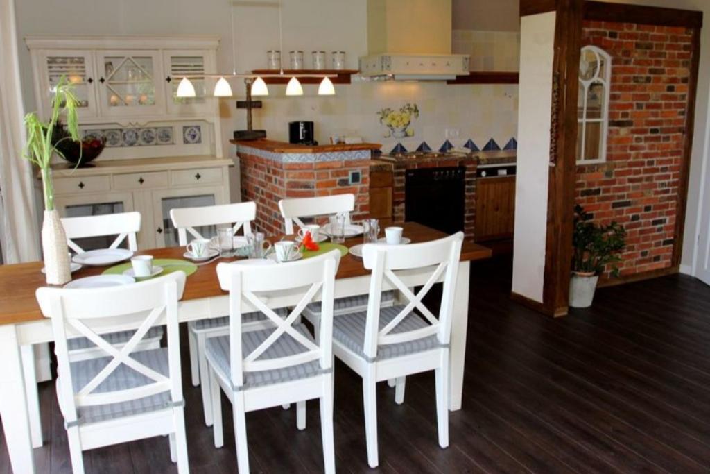 Ferienwohnung Wohnen unter Reet Galmsbull Exterior foto