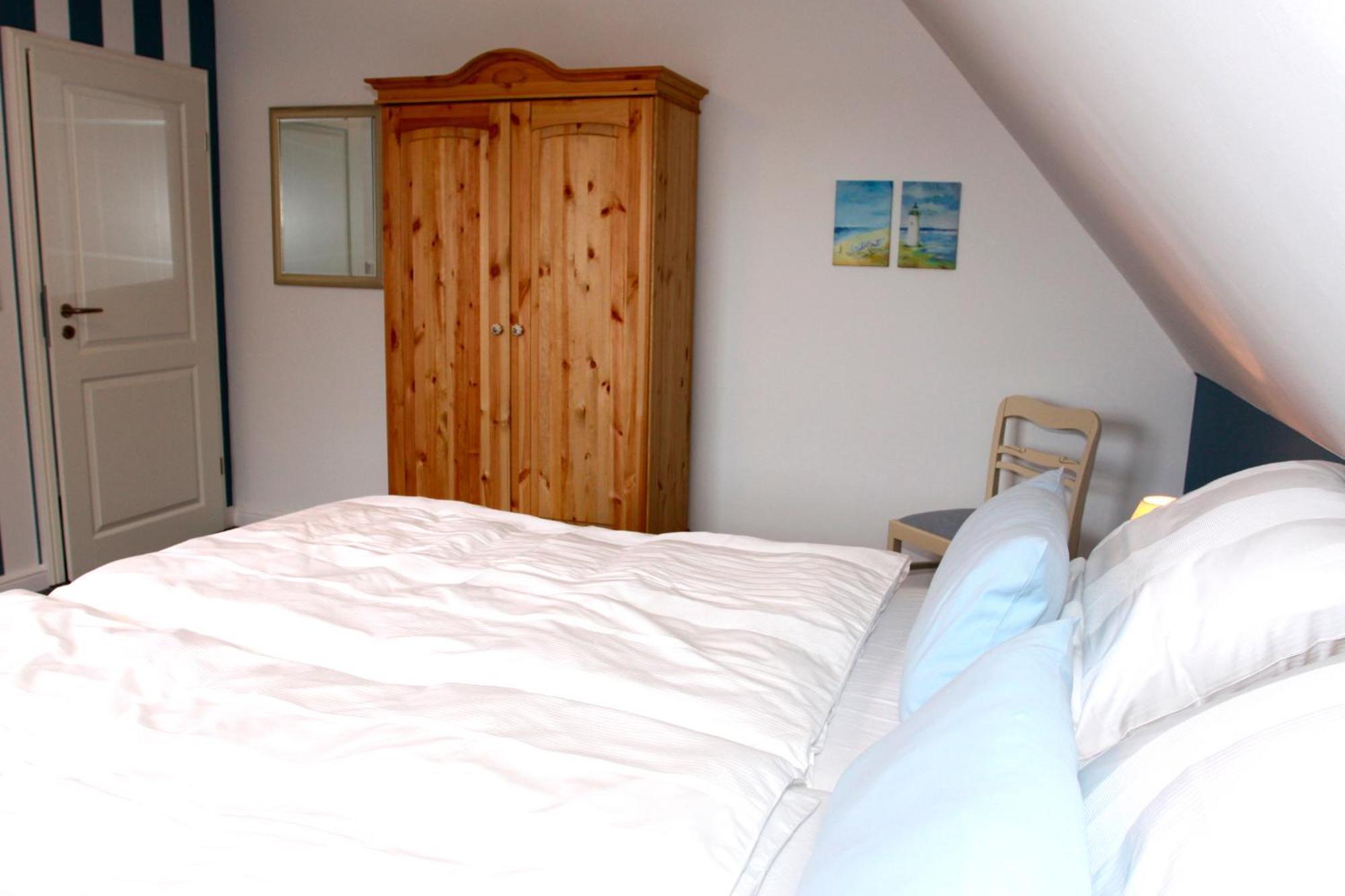 Ferienwohnung Wohnen unter Reet Galmsbull Exterior foto
