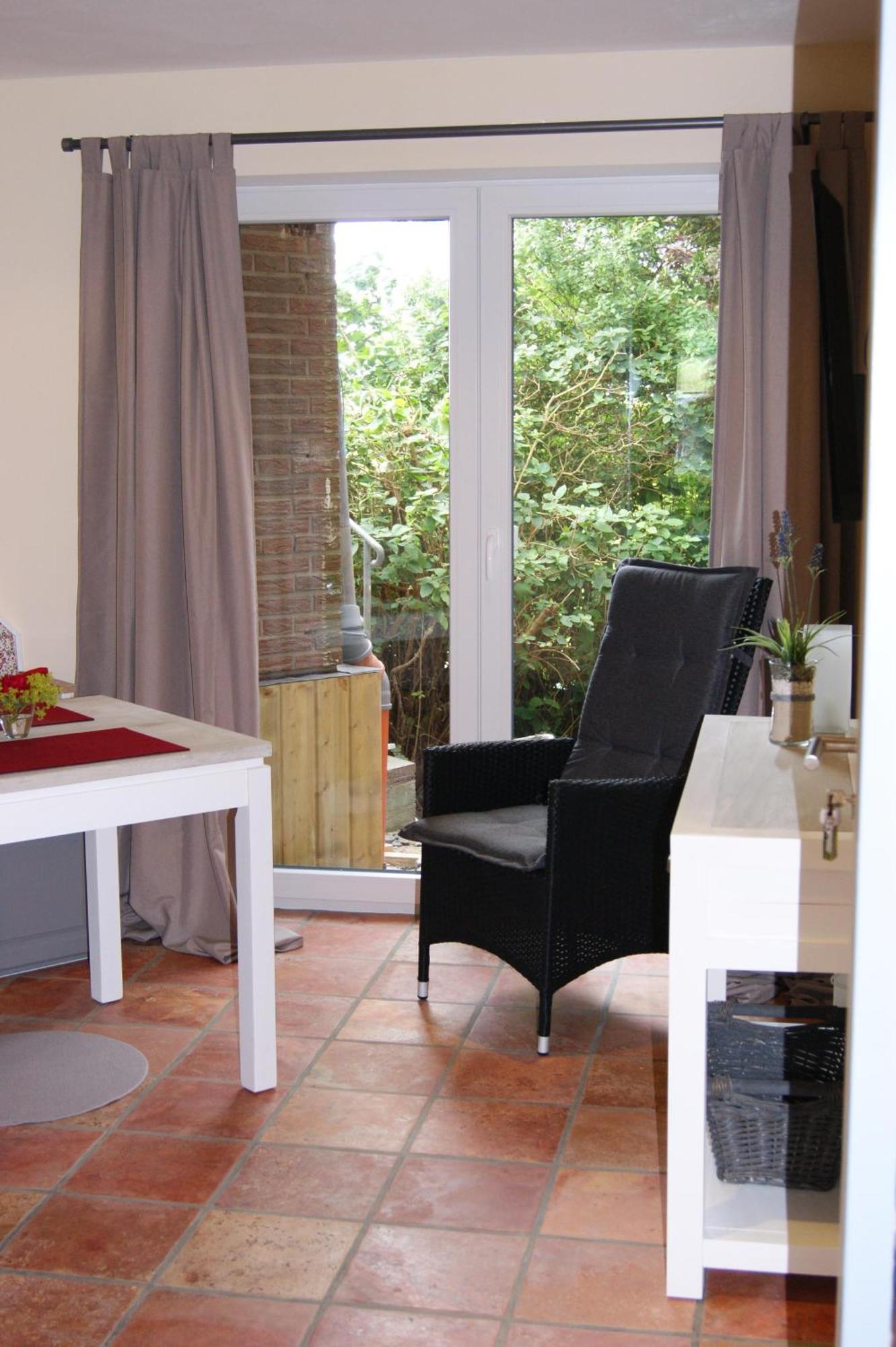 Ferienwohnung Wohnen unter Reet Galmsbull Exterior foto