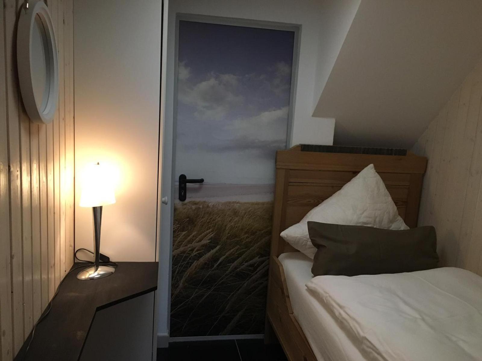 Ferienwohnung Wohnen unter Reet Galmsbull Exterior foto