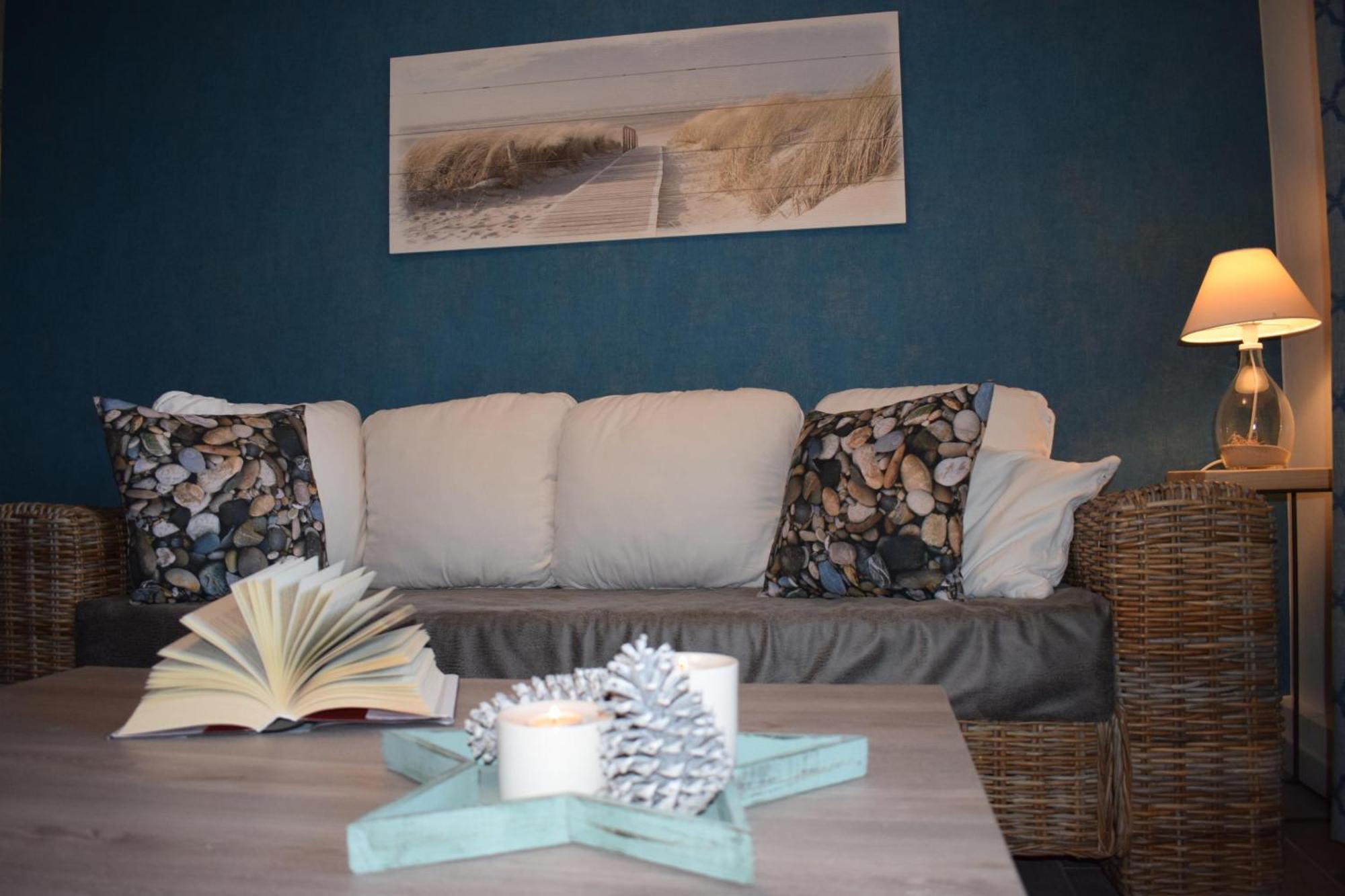 Ferienwohnung Wohnen unter Reet Galmsbull Exterior foto