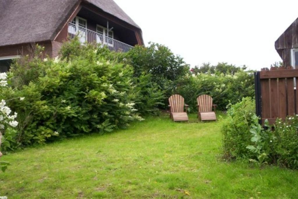 Ferienwohnung Wohnen unter Reet Galmsbull Exterior foto
